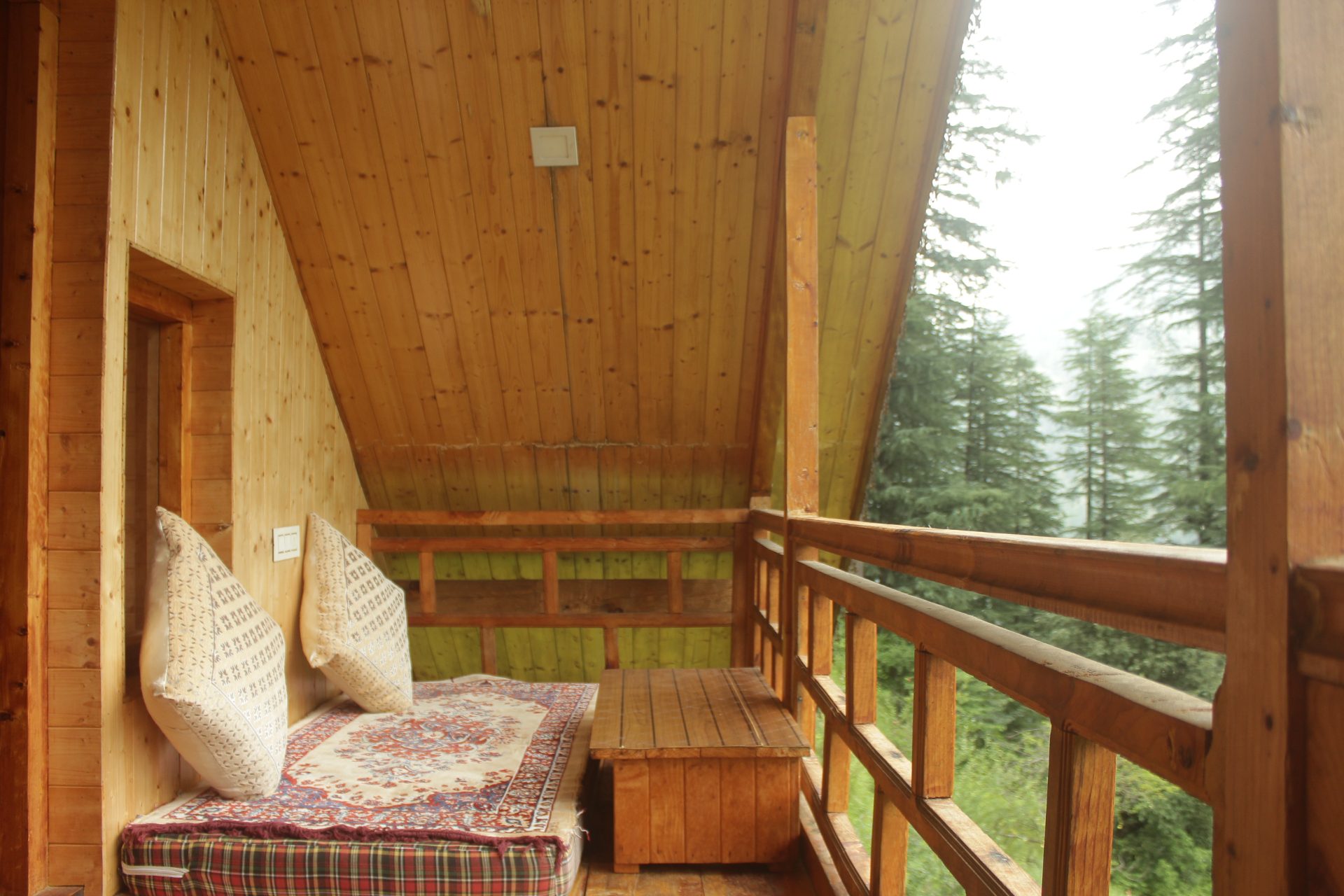 Latoda Wooden Cottage — photo 16 of 19